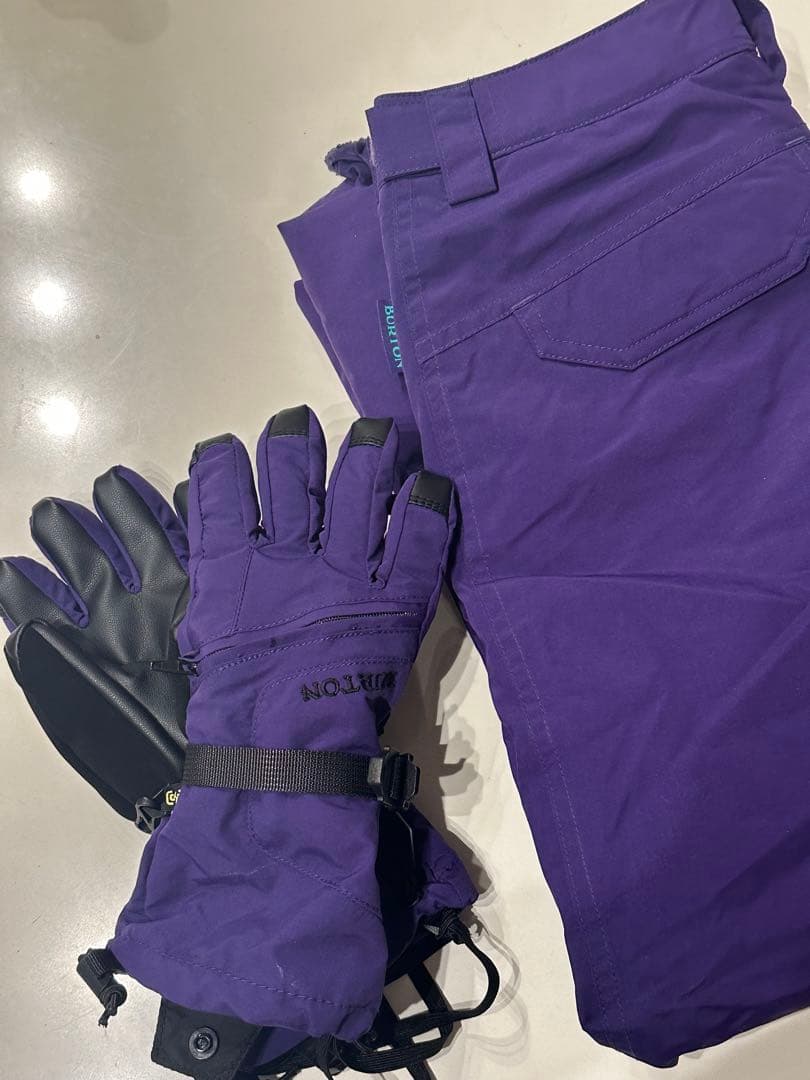 バートン　キッズ　ウエア上下セット140 、グローブＭ、ニット帽