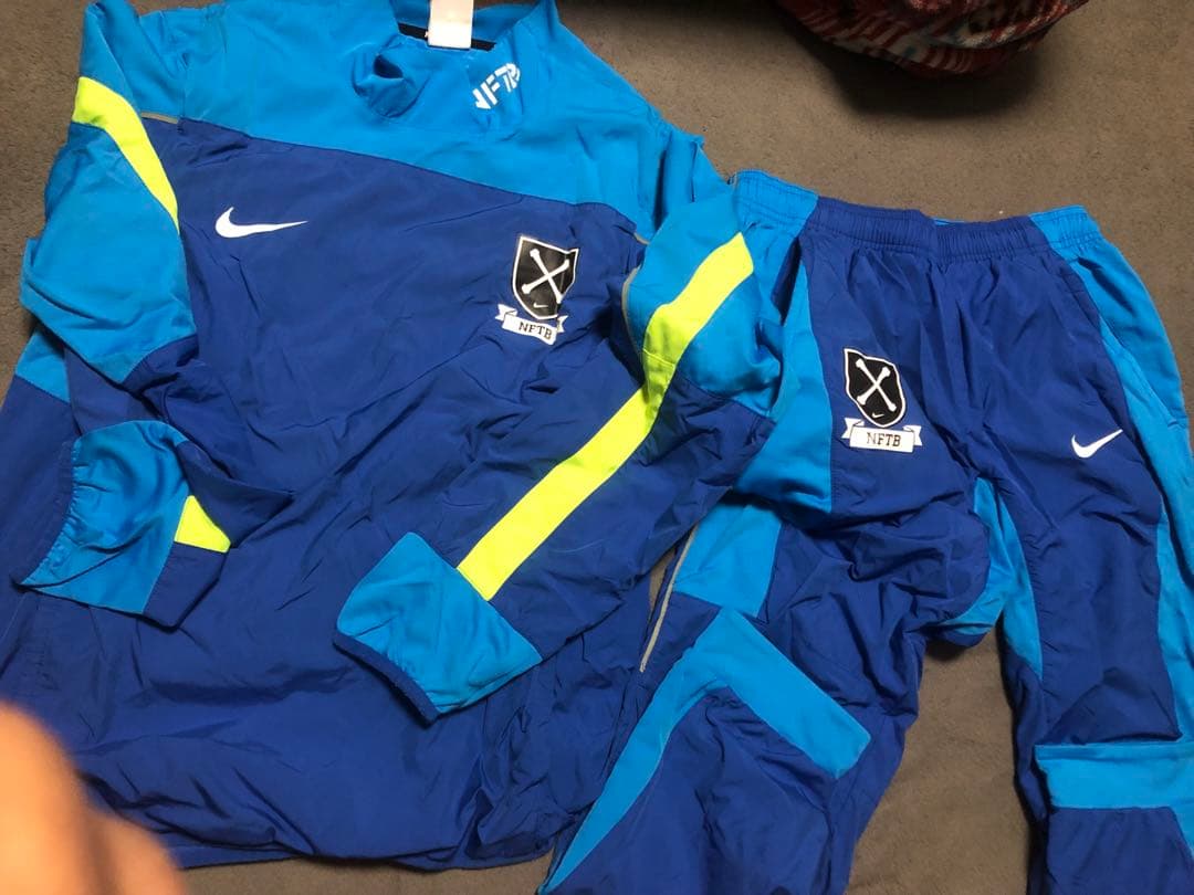 値下げNike ナイキフットボールNFTB厚手ピステ上下