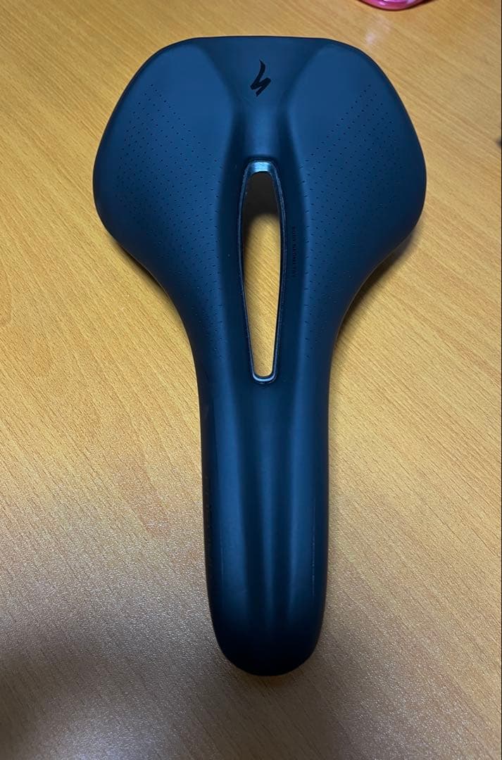 Specialized サドル　PHENOMサイズ155