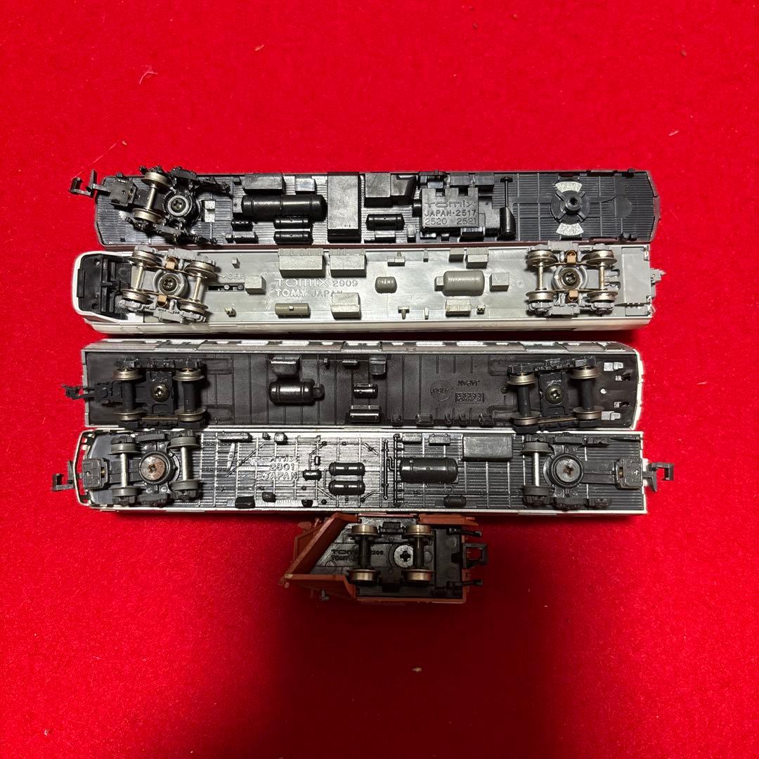 レール 多数部品大量まとめ出品ジャンク品tomix 他 車両6台　値引きできます
