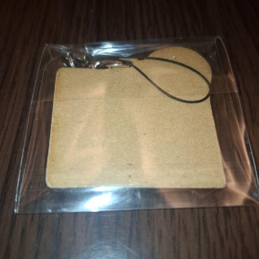 チェンソーマン　木札ストラップ　マキマ