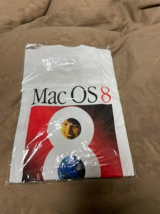 MacOS８TシャツとマウスパッドとLaboFinder CD Apple純正