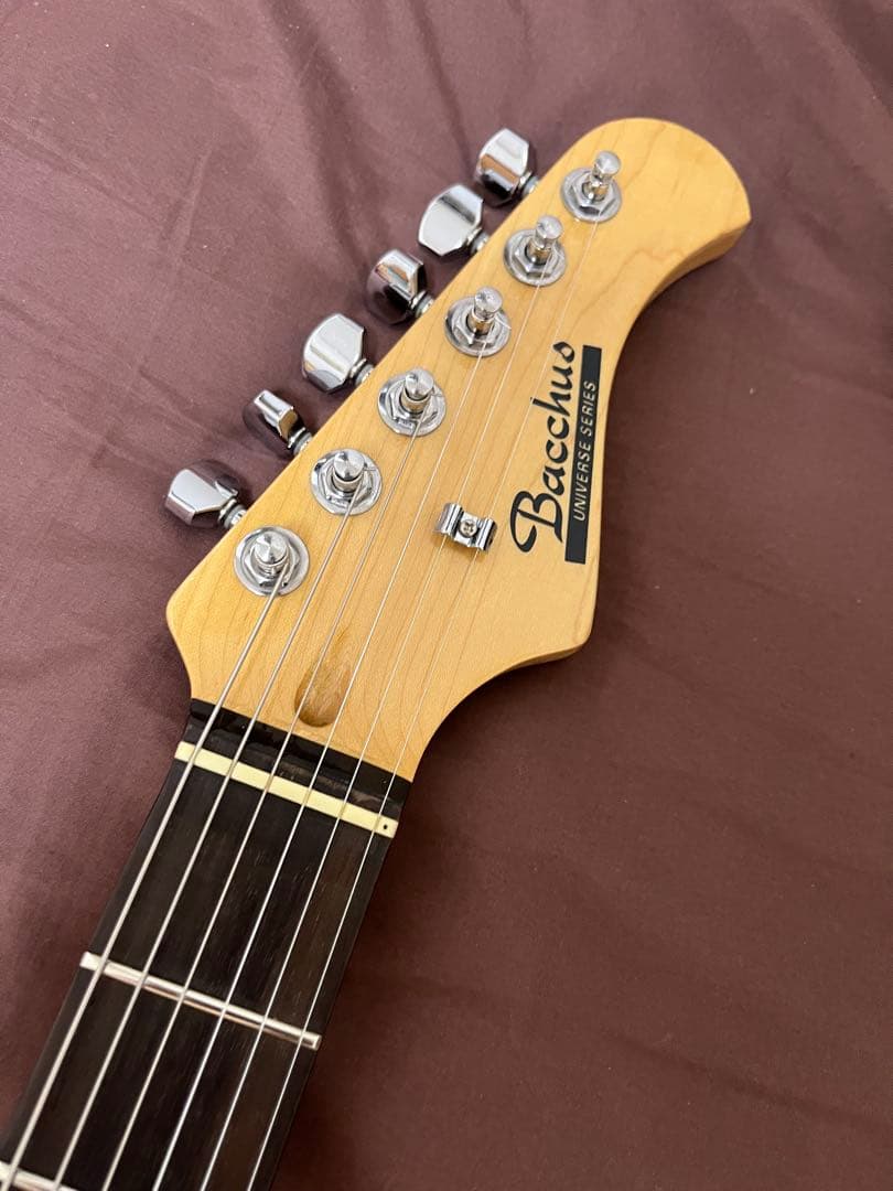 【調整済】Bacchus バッカス　ストラト　エレキギター