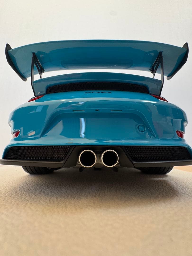 【EIDOLON】EML060B Porsche 911 GT3 RS 2018