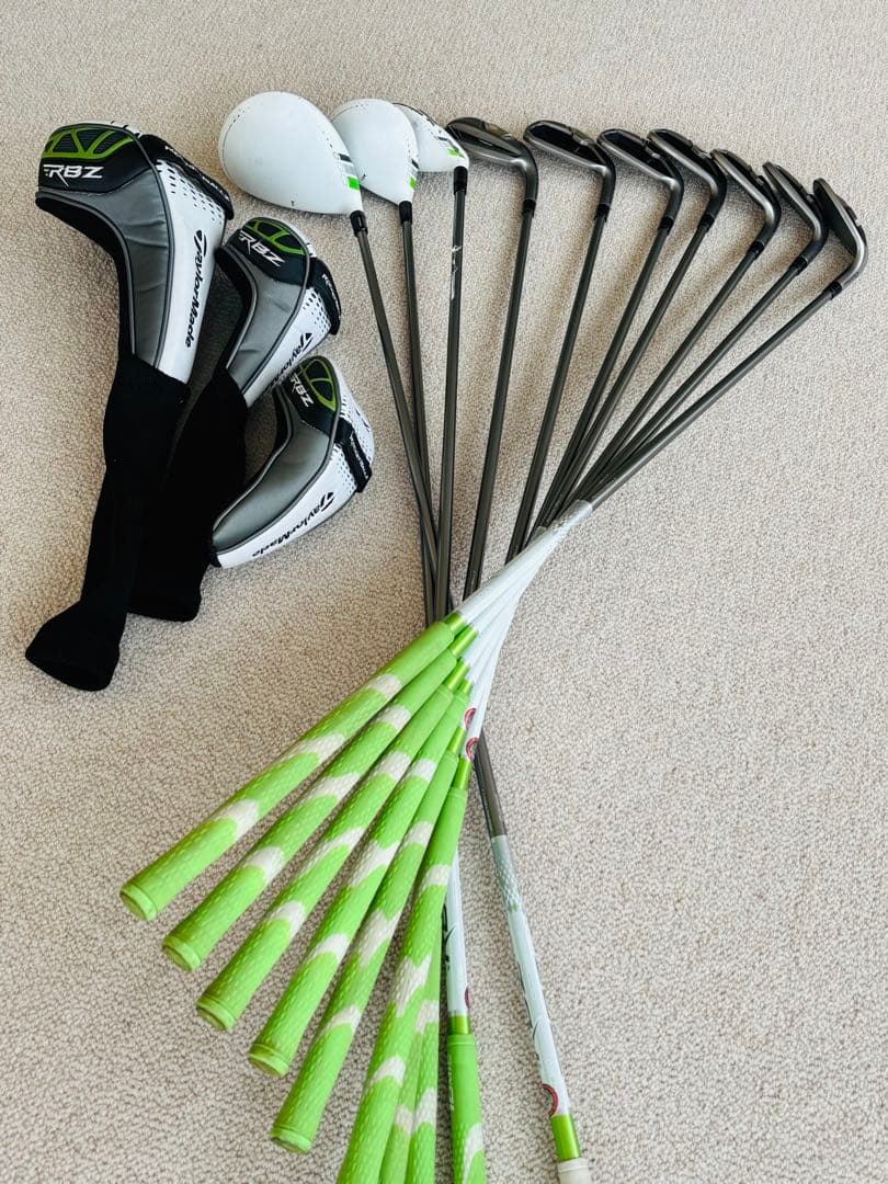TaylorMade RBZ レディースクラブセット&キャディーバッグ　右利き