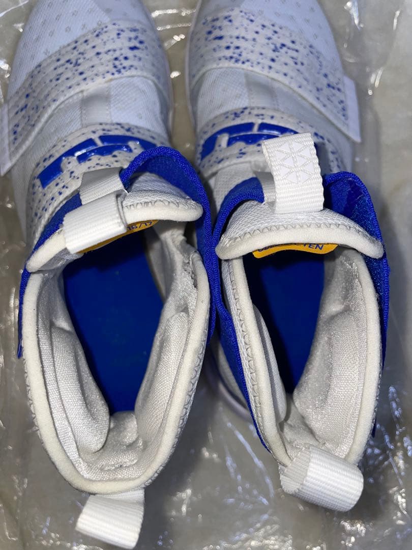 激レア！ナイキ レブロン ズーム ソルジャー10 \"ハイパー コバルト\"