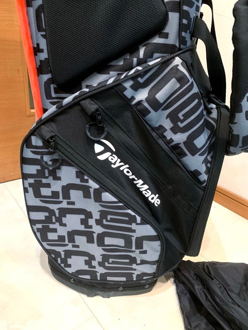 希少　非売品　新品未使用　テーラーメイド　アウディ　スタンド　キャディバッグ