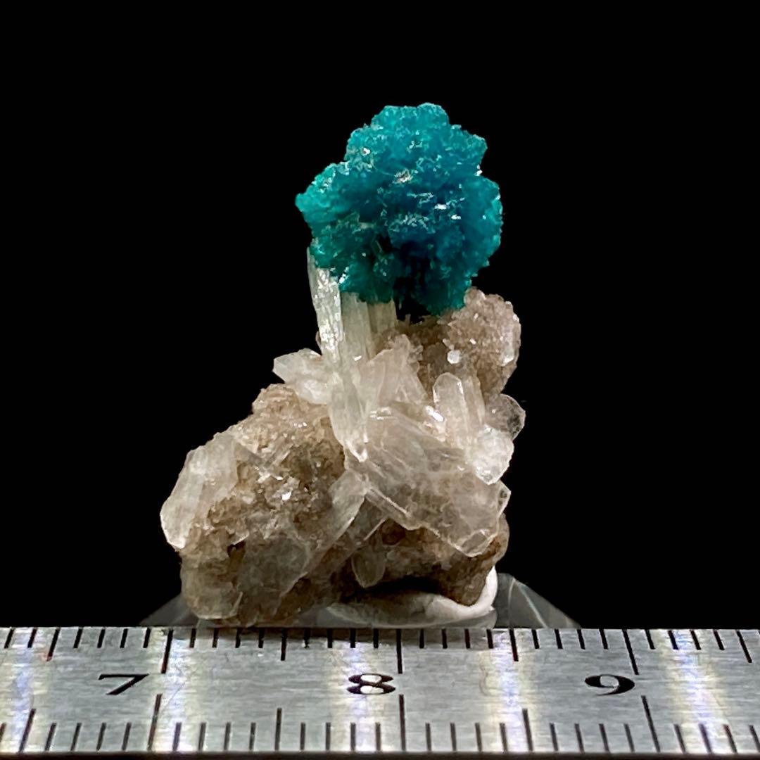 j*7様 カバンサイト　スティルバイト　原石　鉱物標本　天然石　81