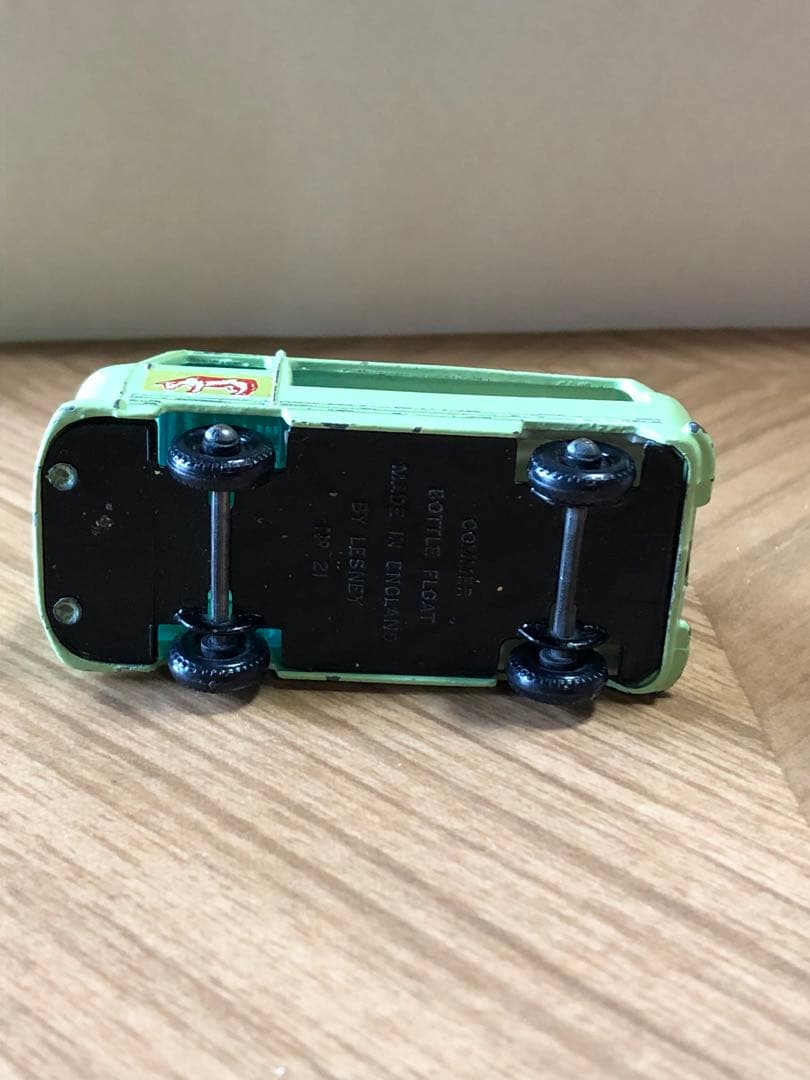 NO. 21 ミルク運搬車　matchbox レズニー