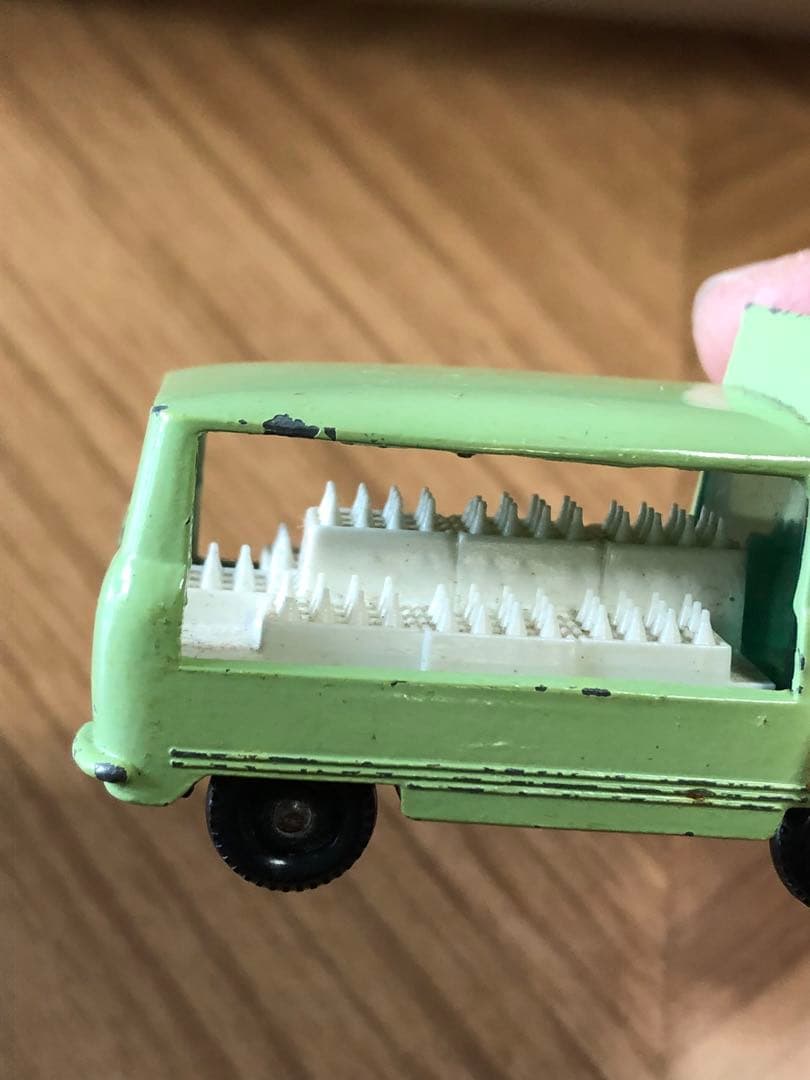 NO. 21 ミルク運搬車　matchbox レズニー