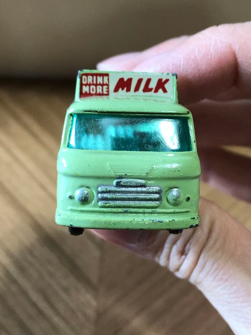 NO. 21 ミルク運搬車　matchbox レズニー