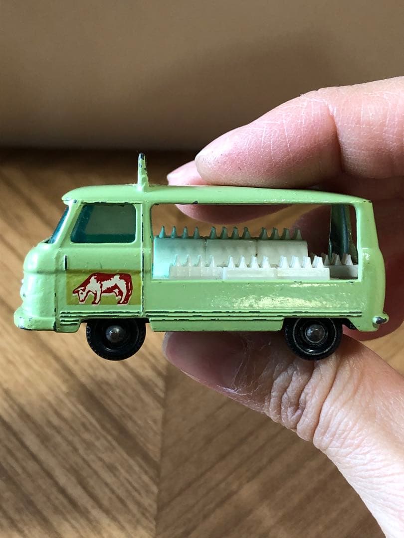 NO. 21 ミルク運搬車　matchbox レズニー