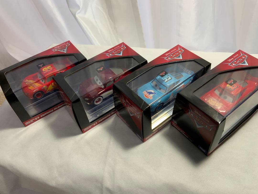 【ライトニング・マックイーン】トミカリミテッドヴィンテージ NEO43おまけ付き