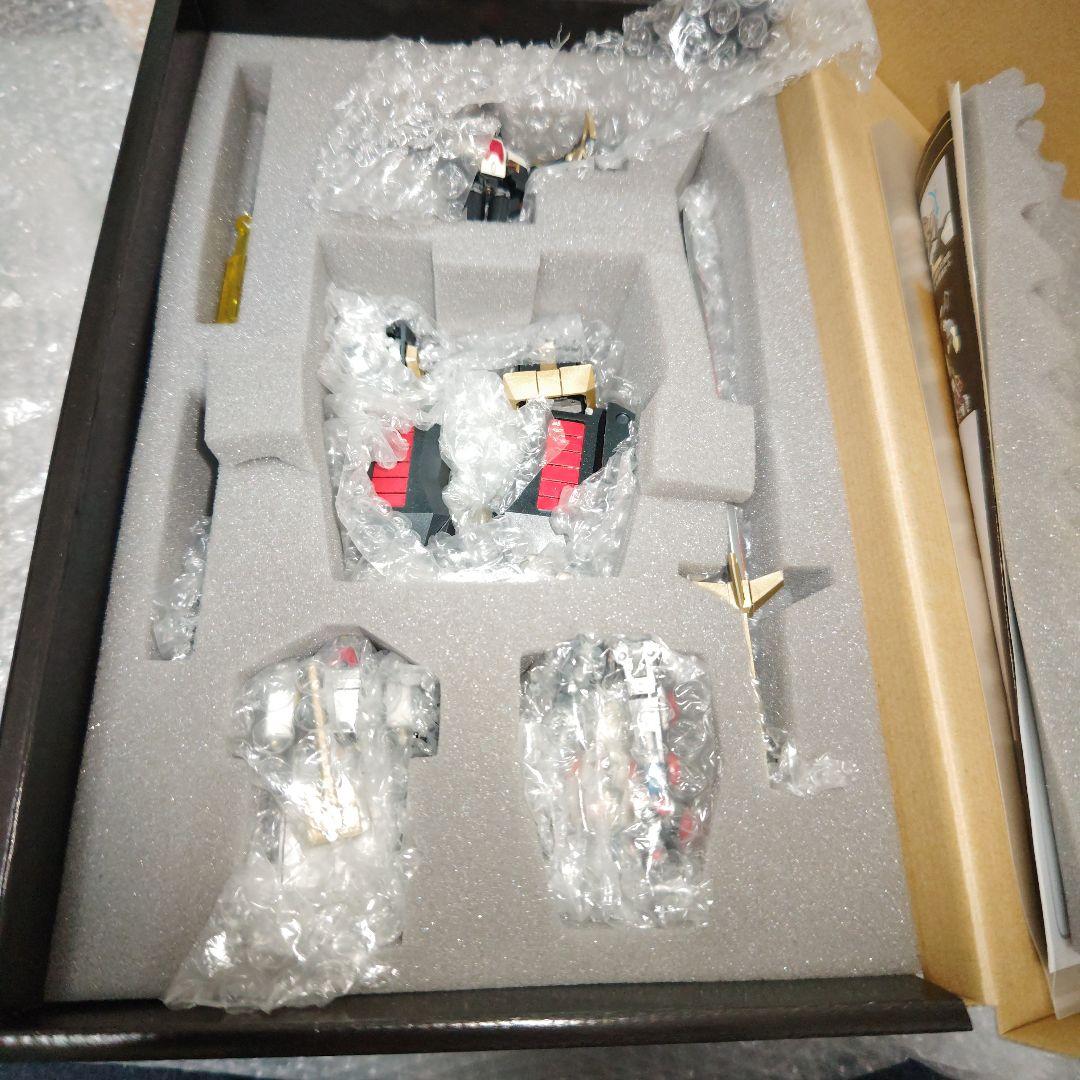 スタジオハーフアイ　完全変形　獣装機攻　ダンクーガノヴァ　フィギュア