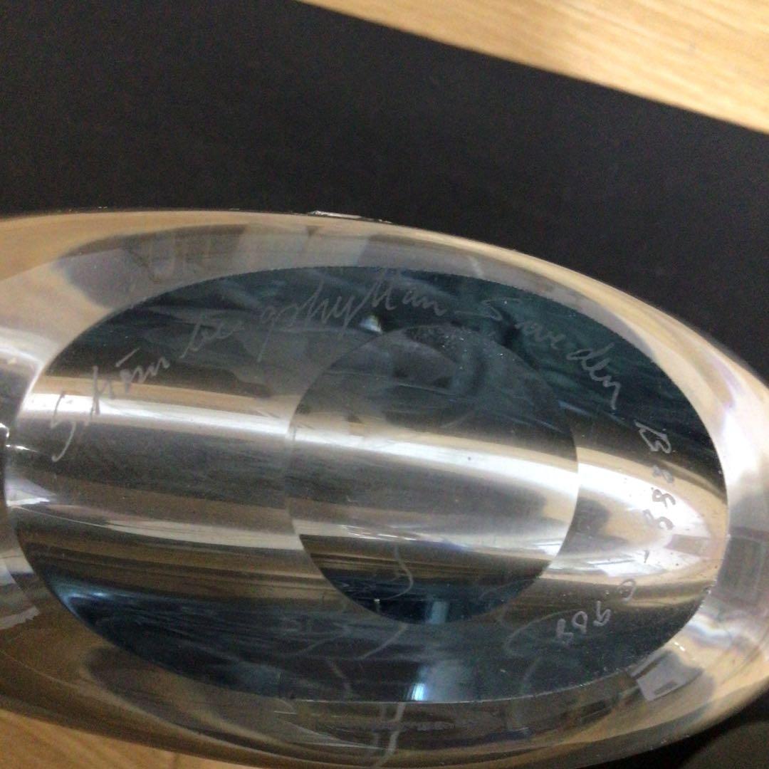 スエーデン　作家物　ガラス製　　スケーター　少女