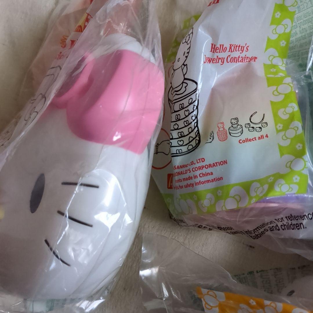 キティちゃん　ハローキティ　ハッピーセット　2004