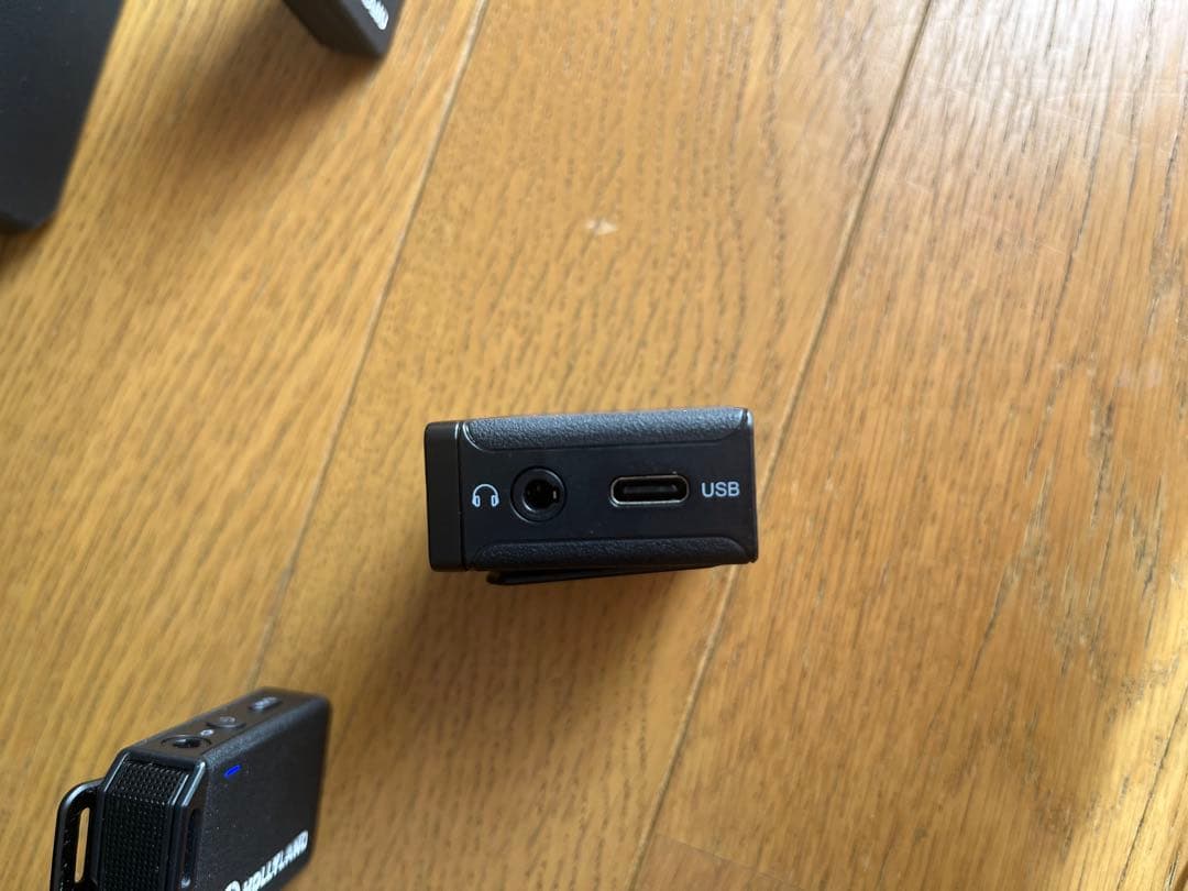 ワイヤレスマイク　HOLLY LAND