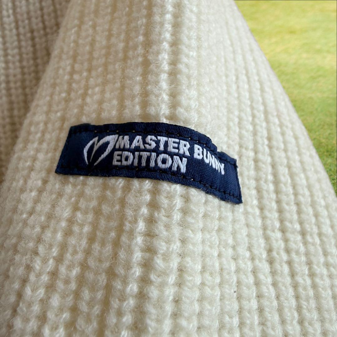 マスターバニー　ニット　セーター　M〜L相当　中綿ダウン　ウール100% 白