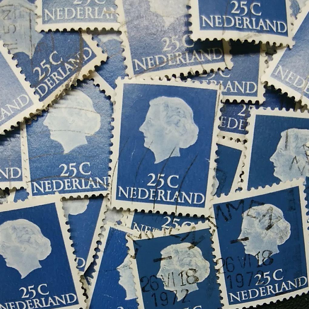 ★外国切手　オランダ　使用済み2種100枚