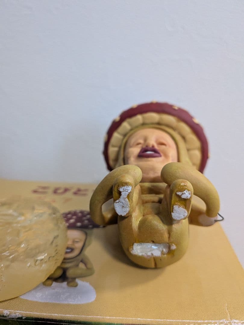 フィギュア こびとづかん クサマダラオオコビト・シノビイエコビト・ベニキノコビト