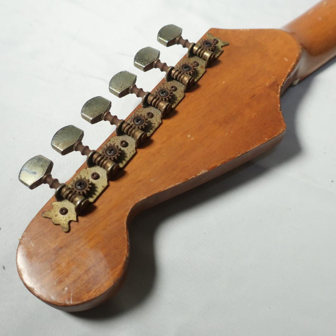 Passion ストラトキャスタータイプ エレキギター 3トーンブラウン