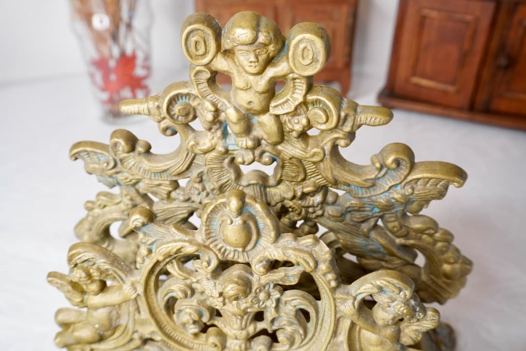 フランス アンティーク 天使と花かごのレタースタンド＆インクウェル