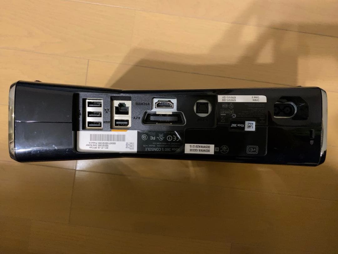 起動確認済みXBOX360 250GB 本体ソフト2本+予備ACアダプター