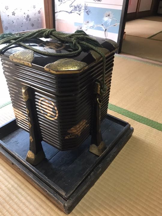 値下げしました骨董品餅入れ