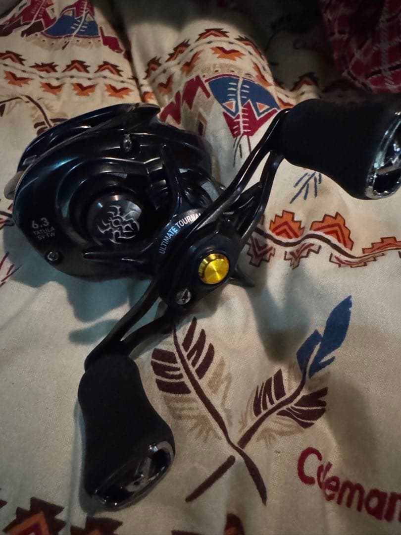 ダイワ 20タトゥーラ SV TW 6.3 右 ベイトリール