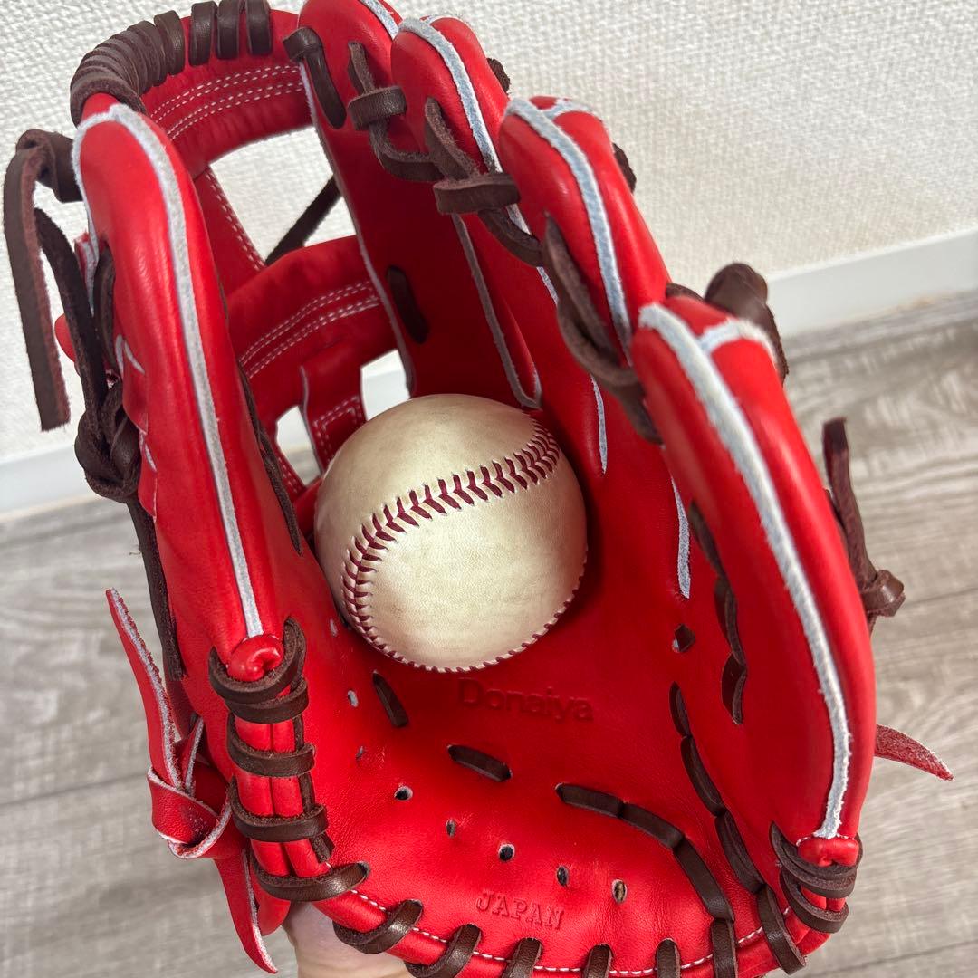 ドナイヤ　軟式グラブ
