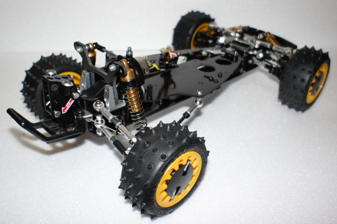 タミヤ　TAMIYA　アバンテ　シャシーのみ