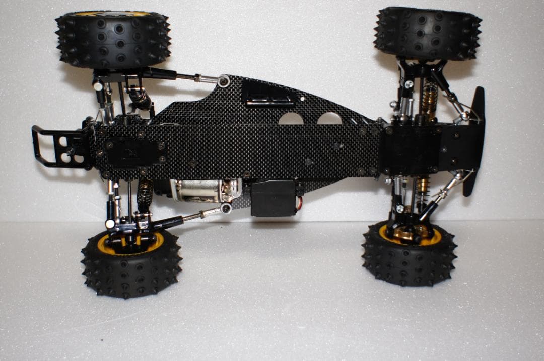 タミヤ　TAMIYA　アバンテ　シャシーのみ