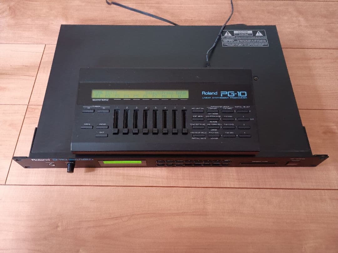 Roland D-110/PG-10 シンセサイザー