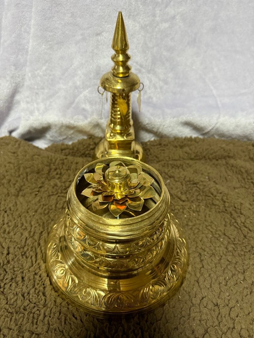 仏塔　仏舎利塔　ストゥーパ　スリランカ製　期間限定品