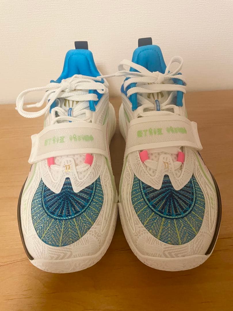 ANTA KAI1/バスケットボールシューズ ホワイト/ブルー/グリーン