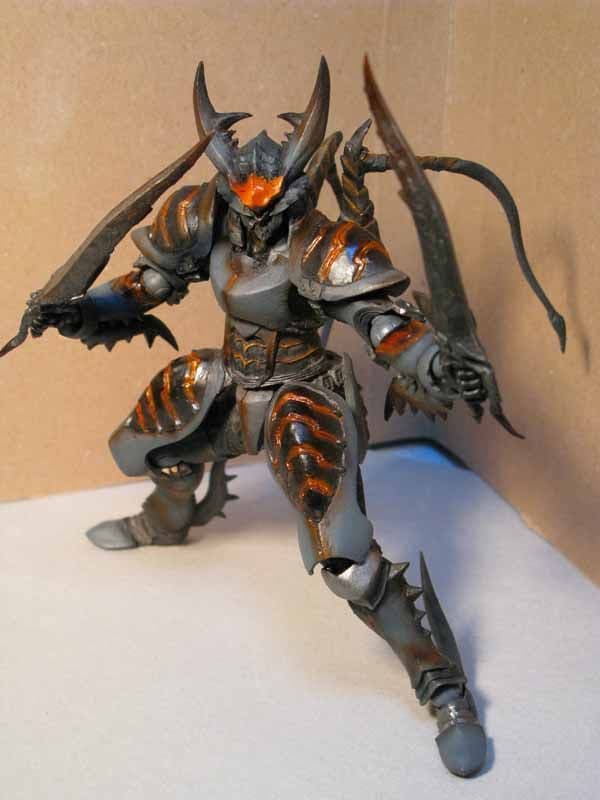 鉄虎竜 モンスターハンター ロワーガ装備 可動ガレージキット 双曲剣ロワーガ