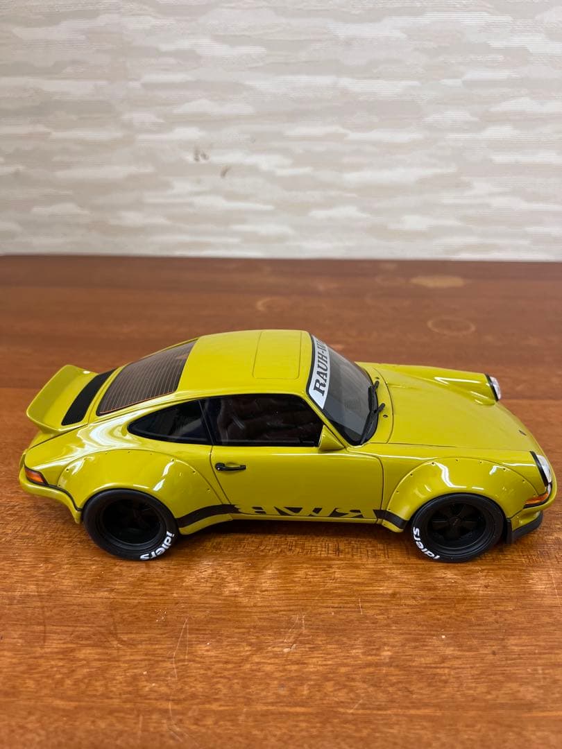 No253 ミニカー1/18 PORSCHE 911 RWB Classic