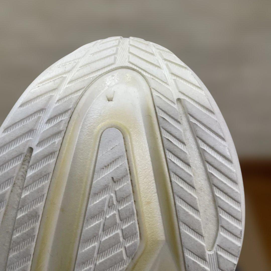 アシックスメガブラスト