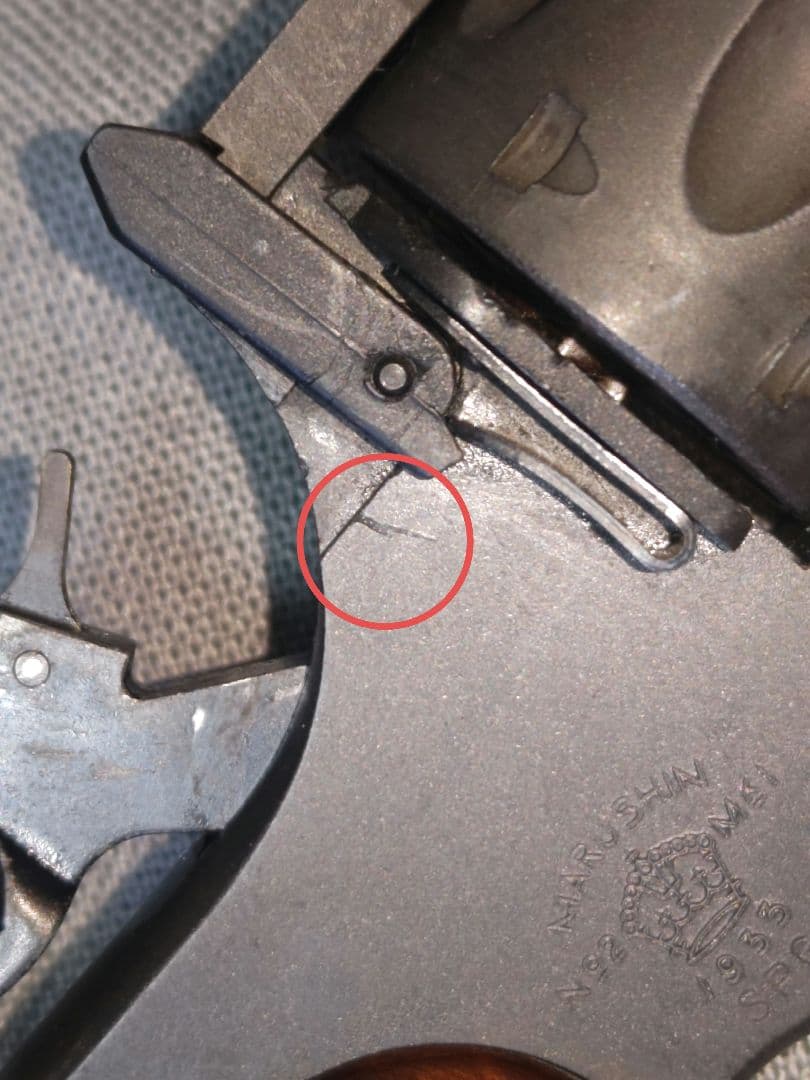 マルシン　樹脂製モデルガン　エンフィード アイアンフィニッシュ　木製グリップ