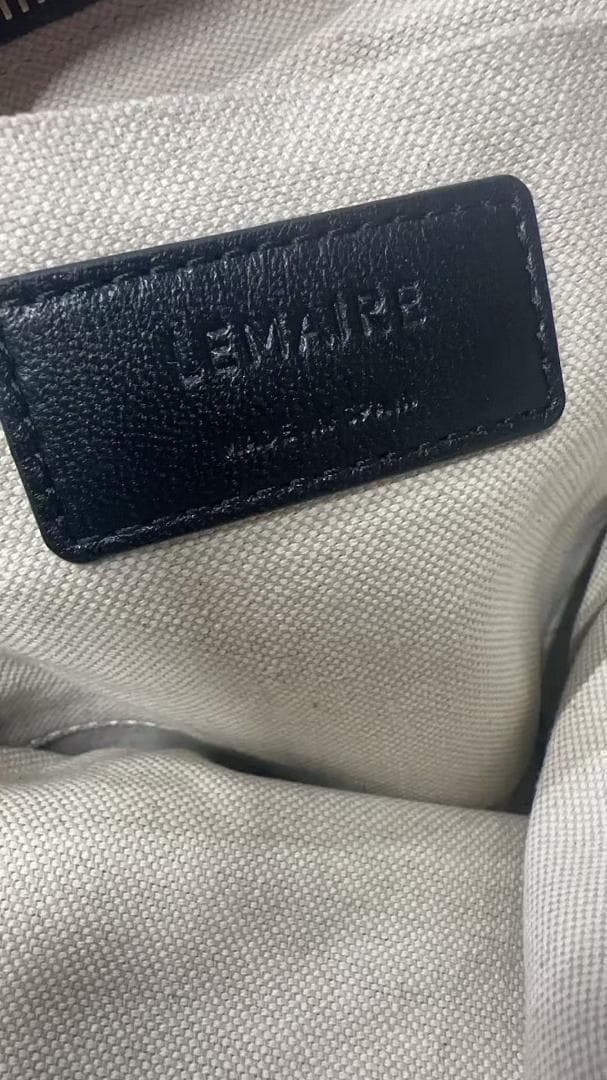 早い者勝ち！ブラックレザーショルダーバッグ