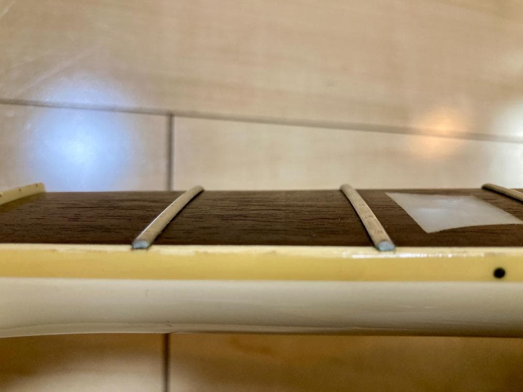 Blitz by Aria ProⅡ SG アイボリー