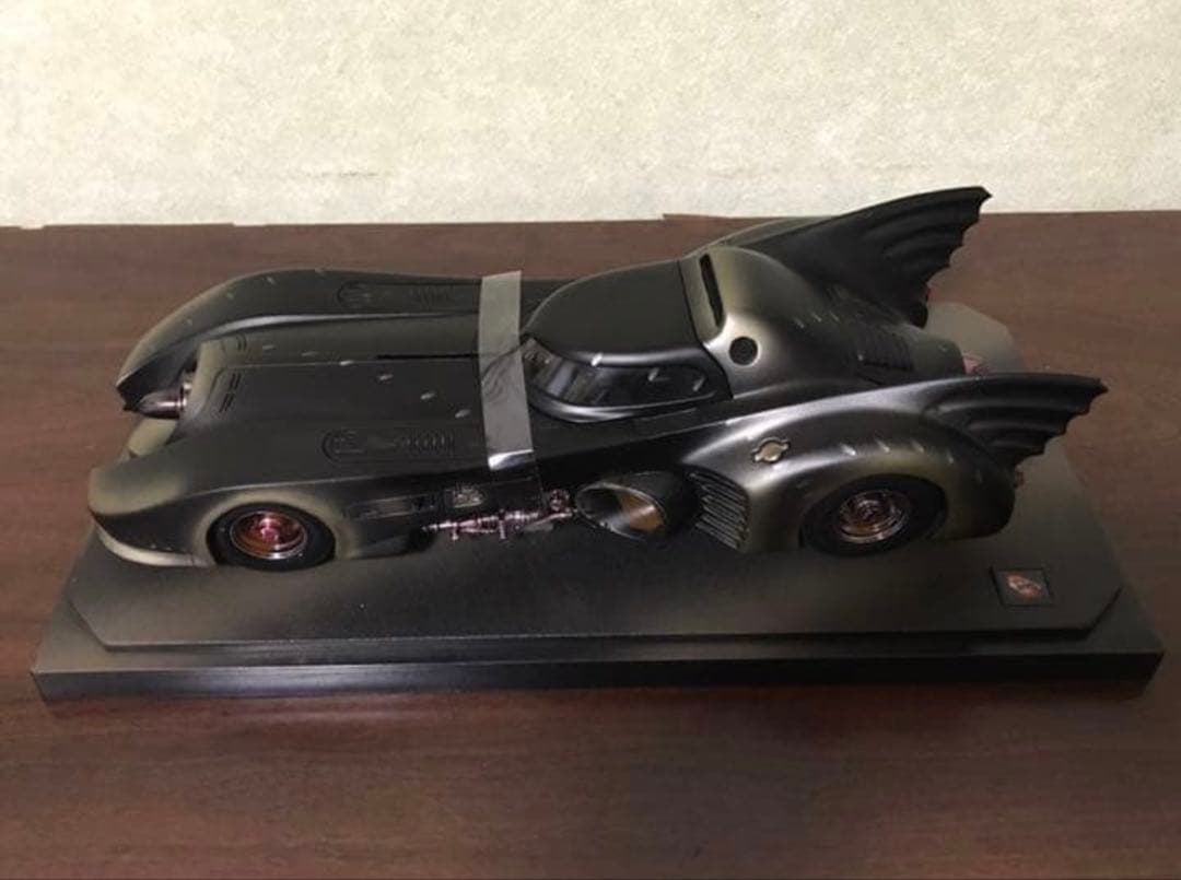 1/18 マテル バットモービル バトルダメージ リミテッド限定品