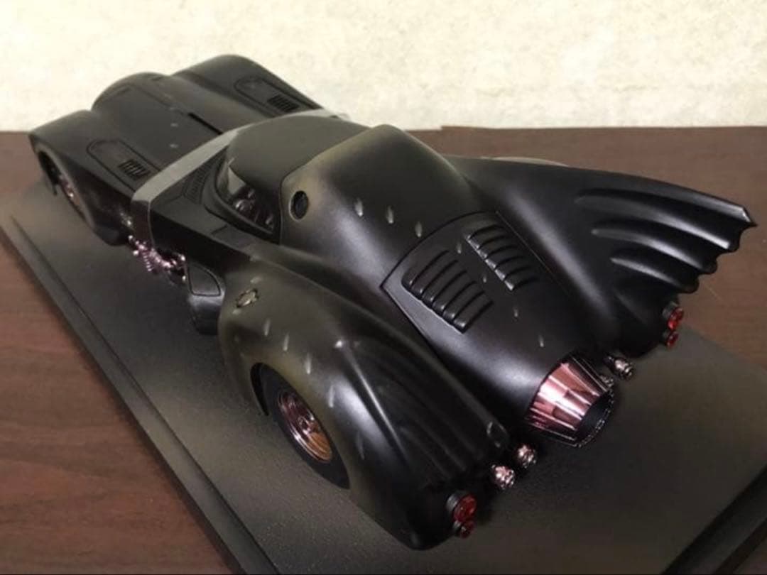 1/18 マテル バットモービル バトルダメージ リミテッド限定品