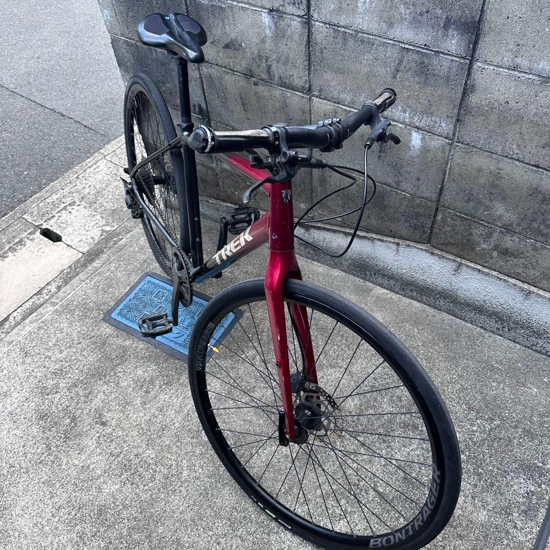TREK FX4 DISC 引き取り可　クロスバイク