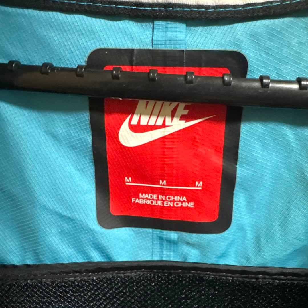 ナイキ　Nike パーカー M 青/白/黒　通気性◎ ランニング