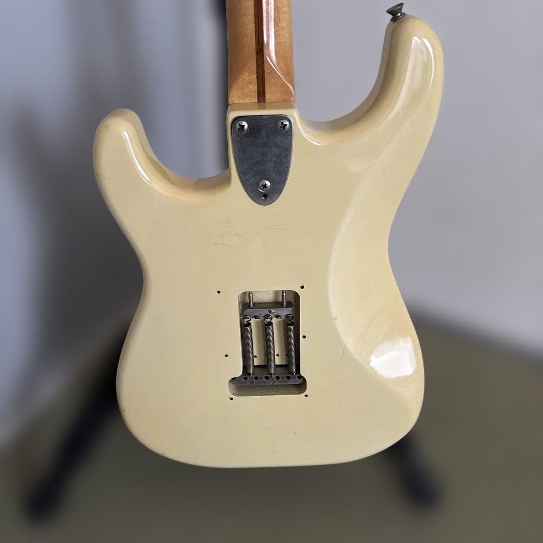 石ロゴ　ストラトキャスター'78年製フェルナンデス