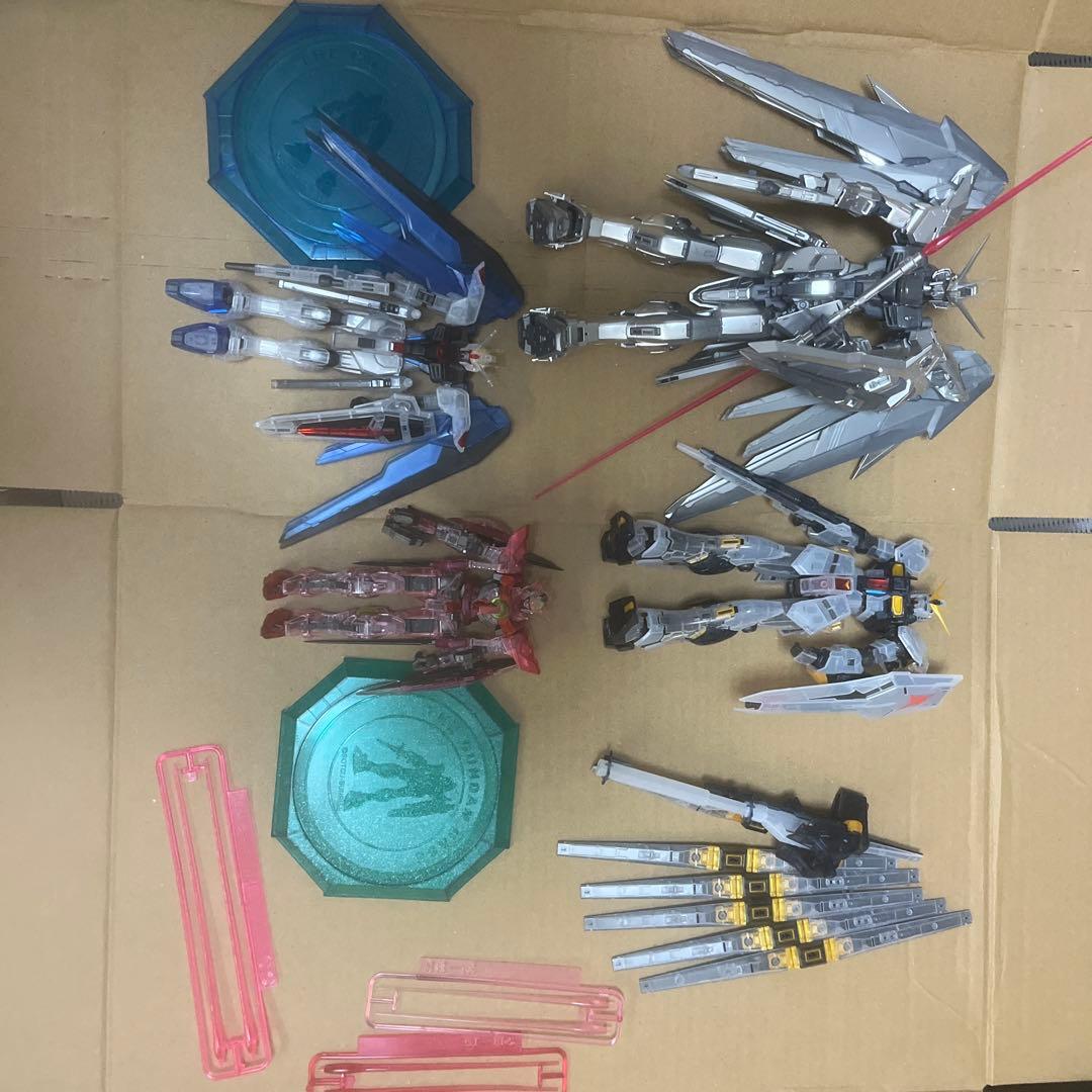 限定ガンダムプラモデルセット