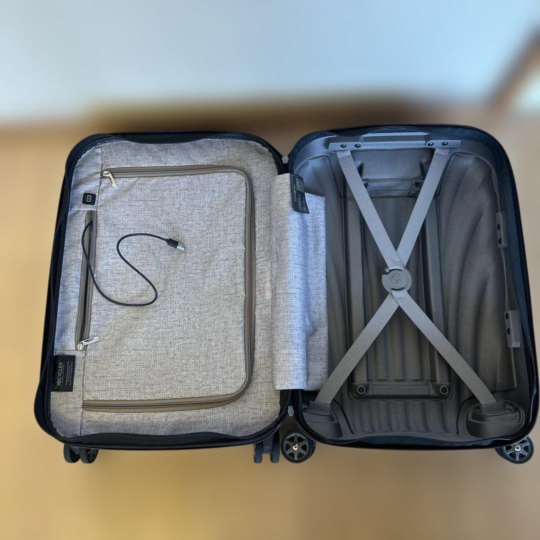 定価7万円級 サムソナイト 機内持込 USB充電拡張キャリーオン対応 上位モデル