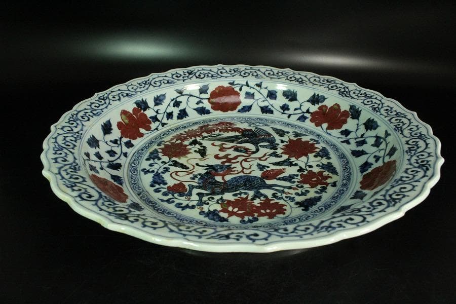 中国美術 青花 紅 纏枝蓮花麒麟鳳紋 皿(K-A836)