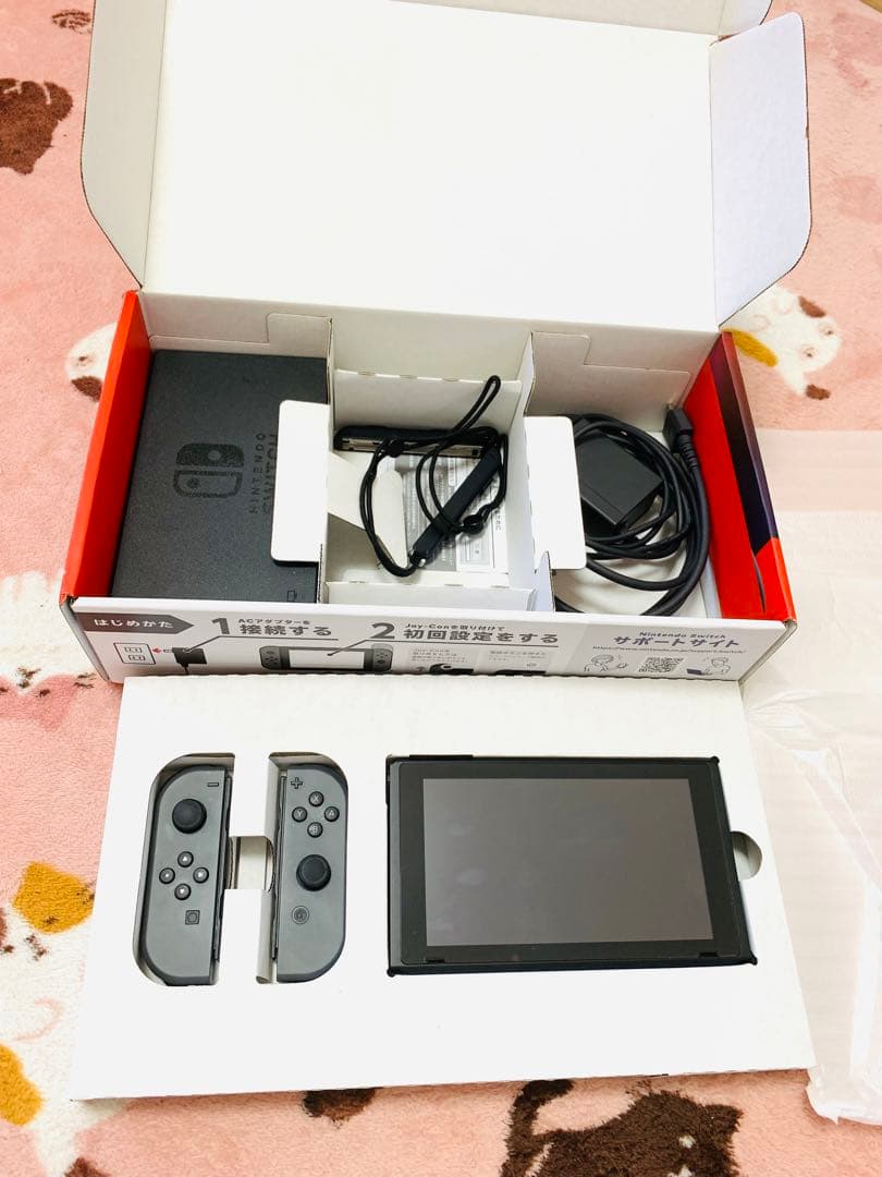 NINTENDO SWITCH 箱有　使用少ない